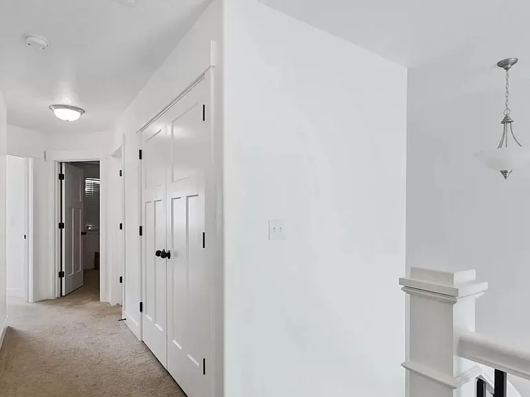 45 N 2050 W — Photo 25