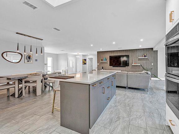 3rd image of 11366 Piping Rock Drive