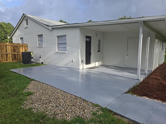 4th image of 1034 Mississippi St #589