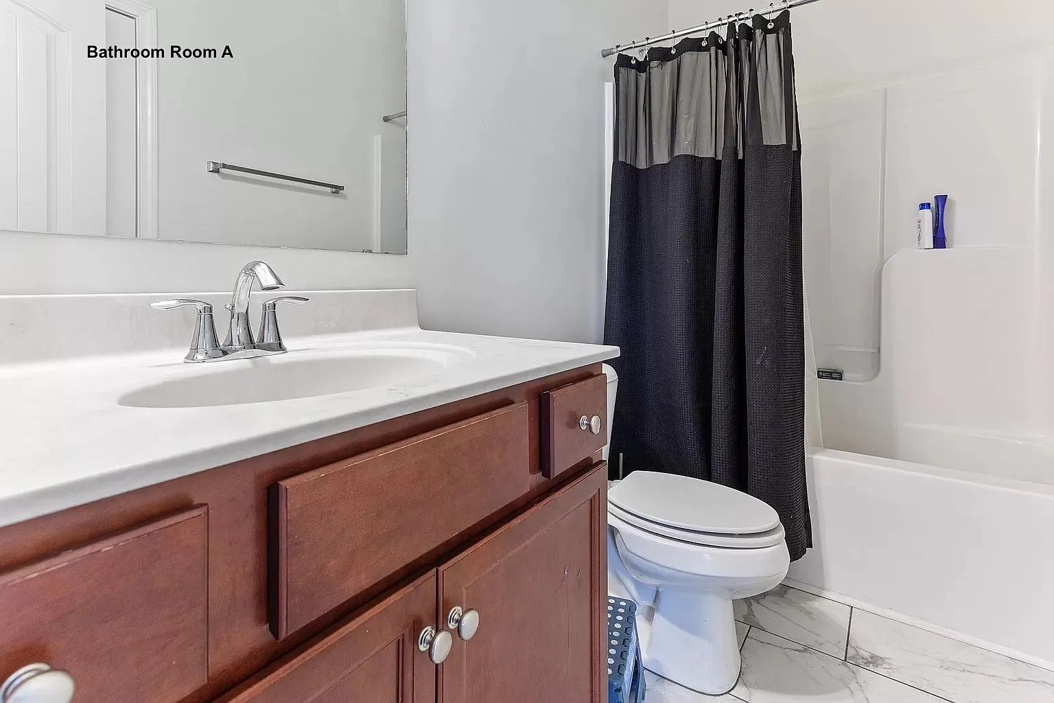 1 bed, 3046 sqft, $725 — Photo 3