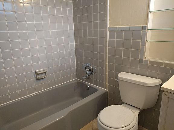 4th image of 5606 Webster Ave #2
