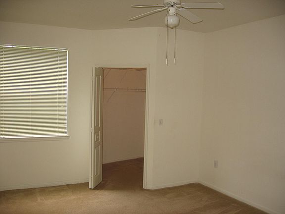 4th image of 17112 Carrington Park Dr APT 930