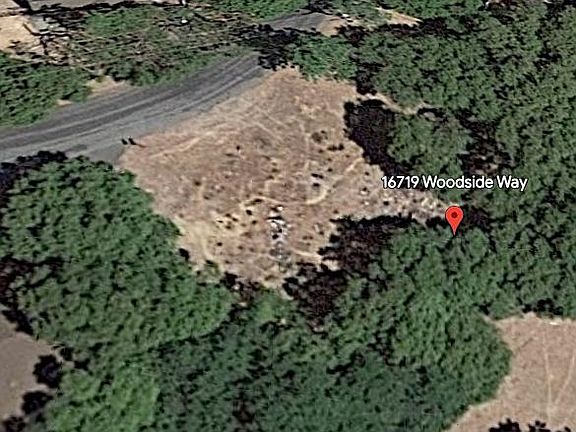 2nd image of 16719 Woodside Way