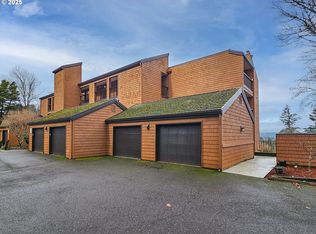 206 Oswego Smt #BLD25, Lake Oswego, OR 97035