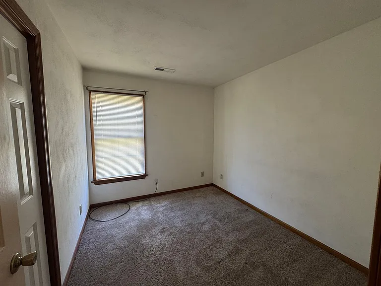 1124 Gleaning Close — Photo 9