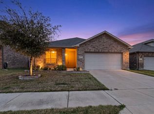 6212 Topsail Dr, Fort Worth, TX 76179