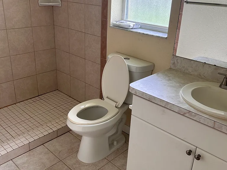 1894 Norvell Ave — Photo 9