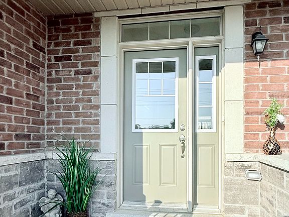 2nd image of 2229 Grainger Loop