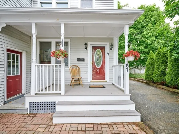 67 Oak St #67, Winchester, MA 01890