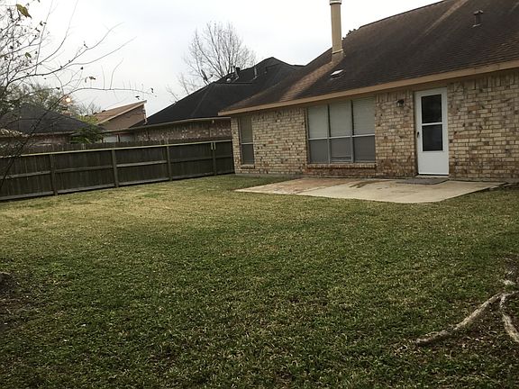 Fenced In Back Yard