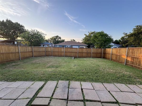 1327 Reesling Dr