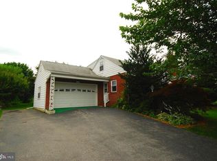 26609 Ridge Rd, Damascus, MD 20872