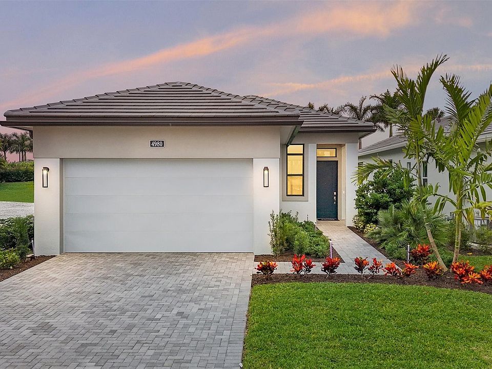 1st image of 4980 Saint Armands Way