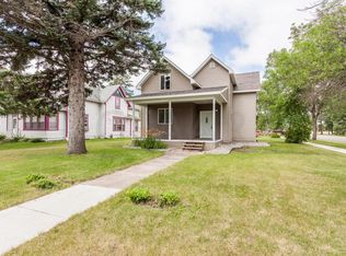 802 Sampson St, Crookston, MN 56716