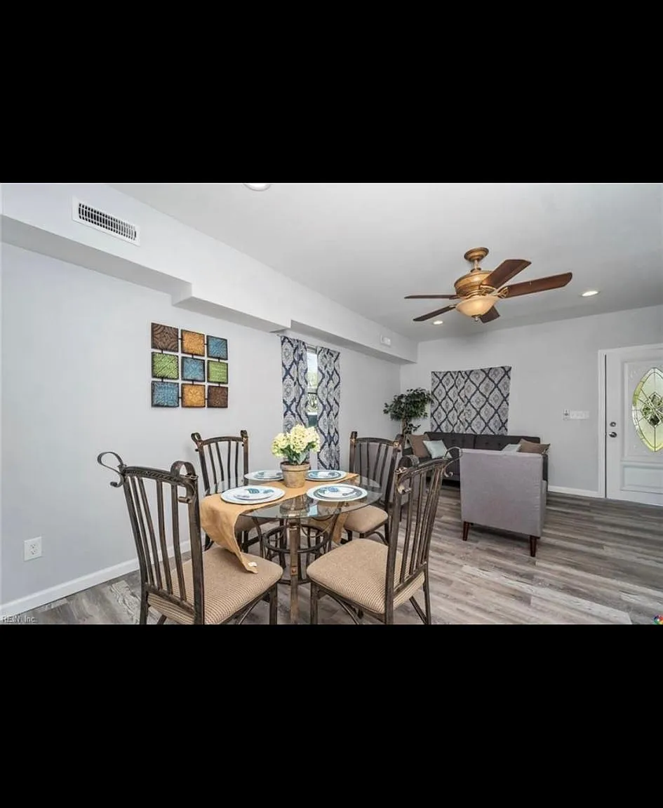 3 bed, 1242 sqft, $2,375 — Photo 3