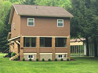 885 Creek Rd, Bolivar, PA 15923