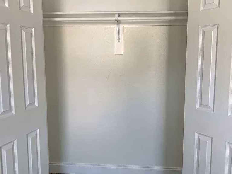 2417 Norway Dr — Photo 11
