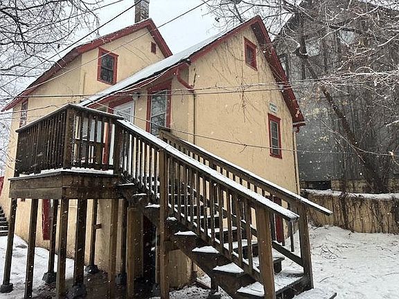 2nd image of 856 Euclid St