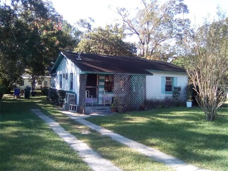 1st image of 1112 W 9th St