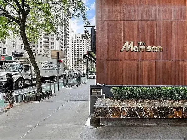 360 East 57th Street 3B image 12 of 13