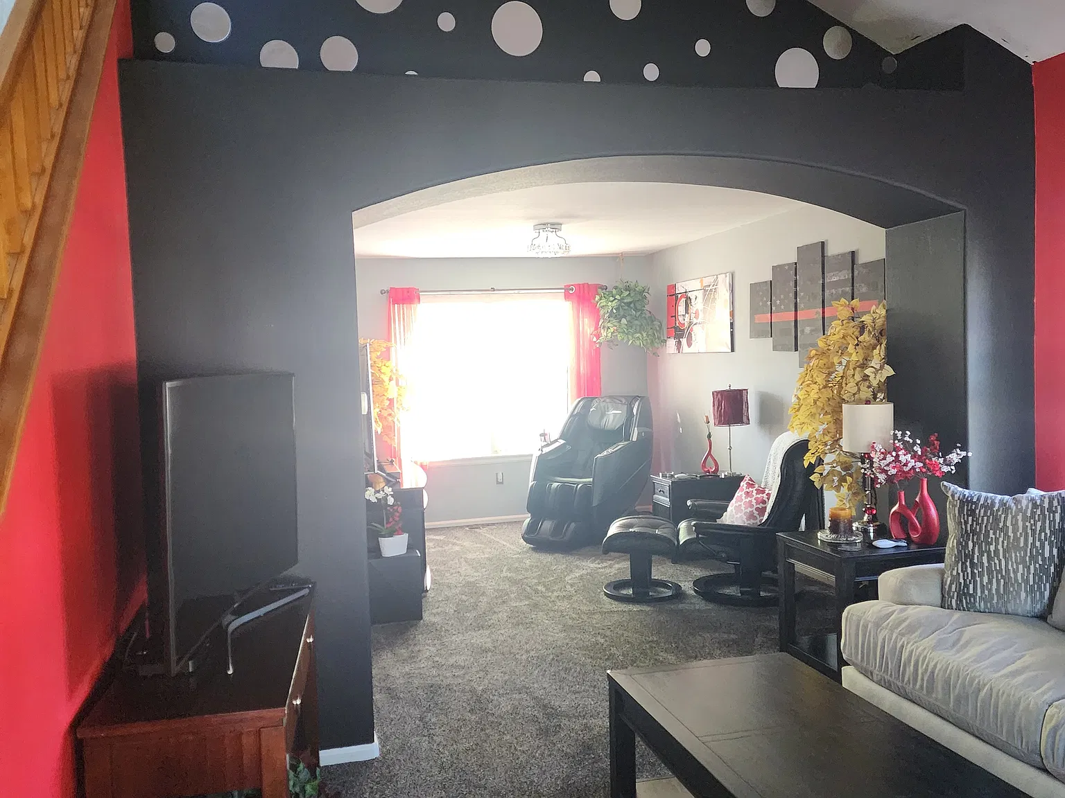 5 bed, 2873 sqft, $4,200 — Photo 3