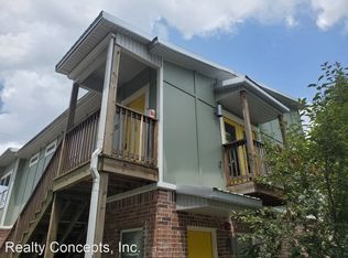 1241 N Oakland Ave APT 202, Fayetteville, AR 72703