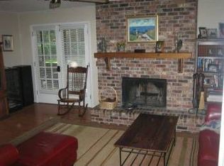 5 Hopson Rd, Jacksonville Beach, FL 32250