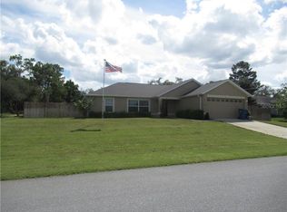 13114 House Finch Rd, Weeki Wachee, FL 34614