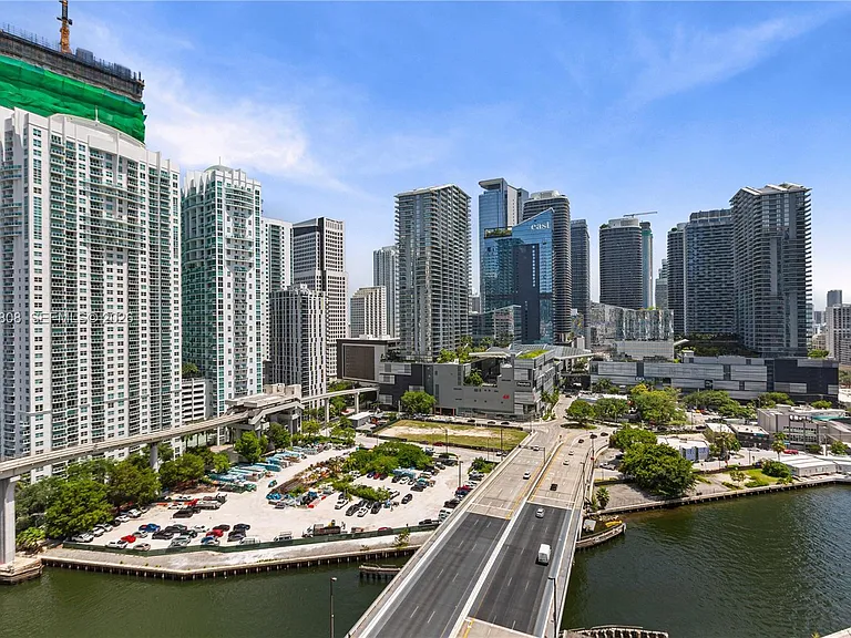 350 S Miami Ave #2102 — Photo 33