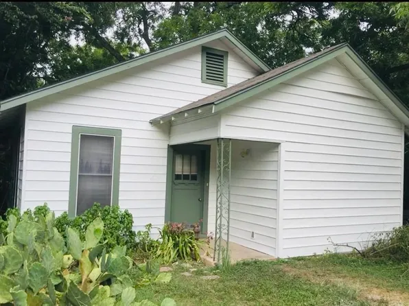 416 & 418 Moore St #416, San Marcos, TX 78666