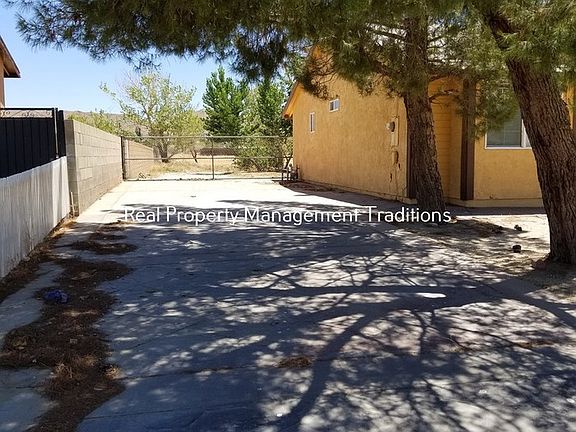 2nd image of 15724 Valeport Ave