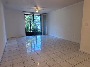 609 SW 75th St APT 106, Gainesville, FL 32607