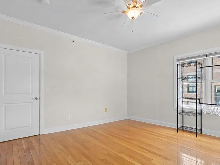 5501 Hudson Ave #407 — Photo 10