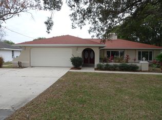 10186 Spring Hill Dr, Spring Hill, FL 34608