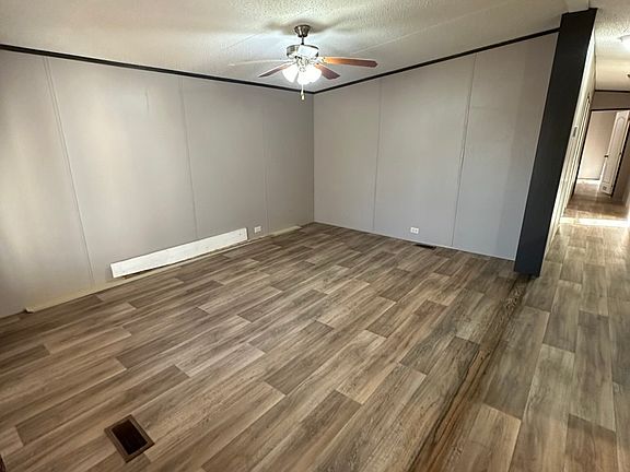 4th image of 222 Purple Star Ln