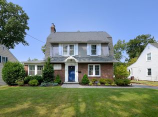 380 S Irving St, Ridgewood, NJ 07450