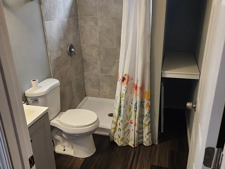 418 E Monroe St #1 — Photo 5