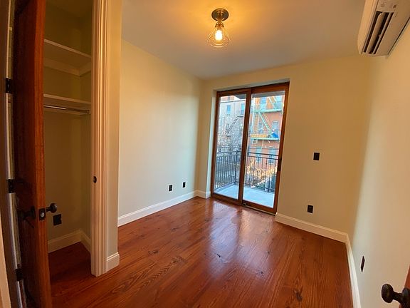5th image of 115 Suydam St #2L