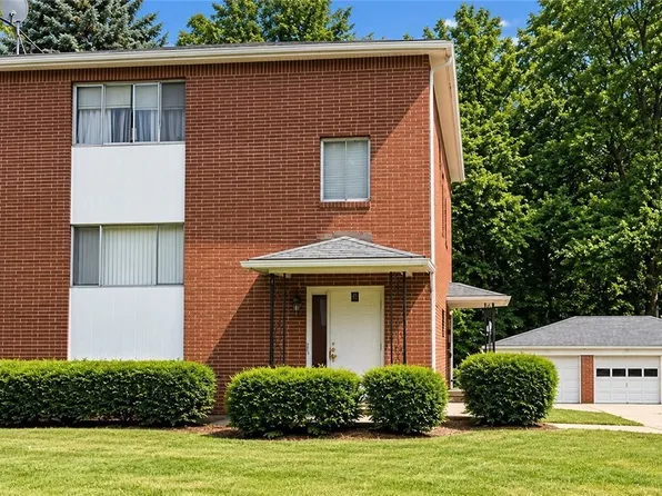 1804-1808 Cromwell Dr, Akron, OH 44313
