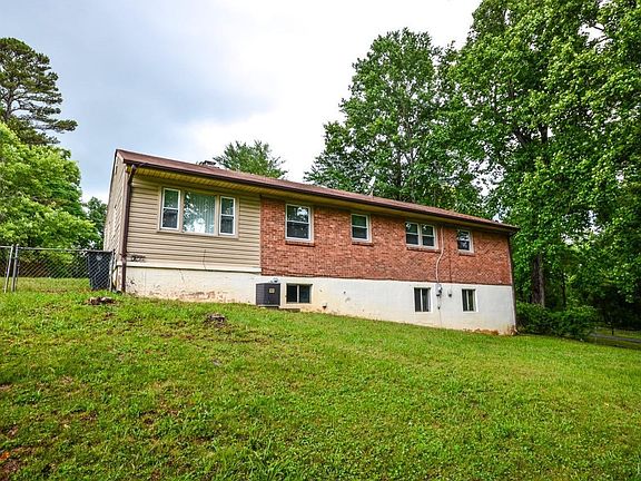 3rd image of 3608 Montridge Pl