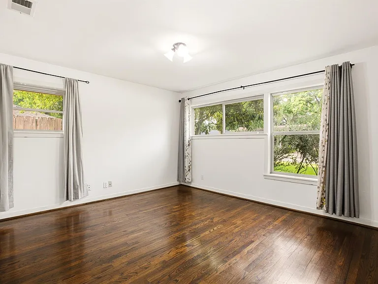 5238 Kinglet St — Photo 30
