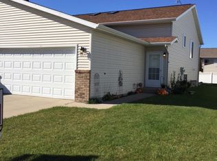 1821 49th St S, Fargo, ND 58103