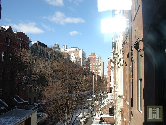 5th image of 101 W 81st St APT 305