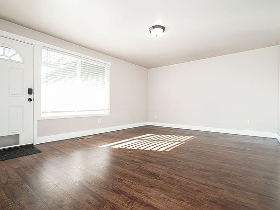 3rd image of 17734 113th Pl SE