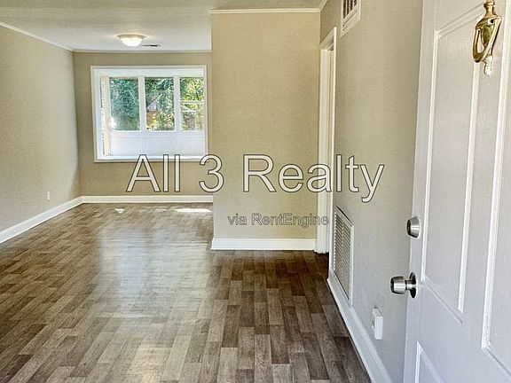 5th image of 3800 Robbins Rd