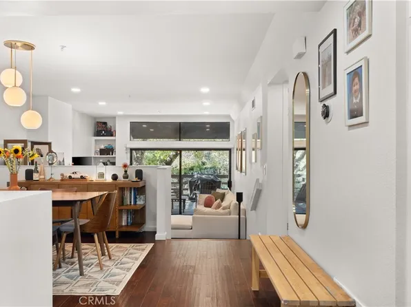 1050 Seco St APT 102, Pasadena, CA 91103