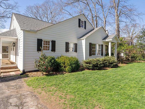 4th image of 22 N Brookwood Dr