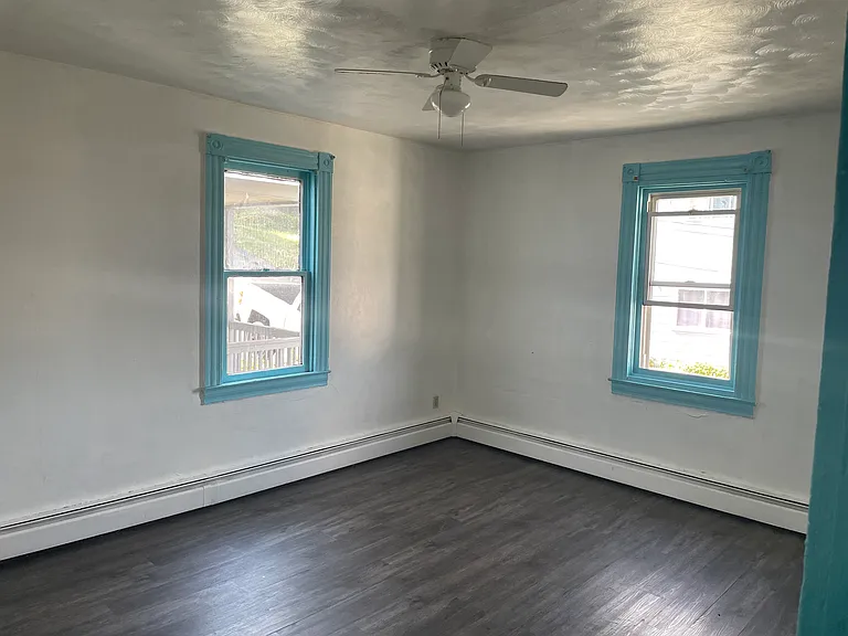 917 Lincoln Ave #2 — Photo 5