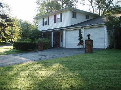 1st image of 61 S Parker Dr