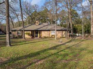 21251 Kelly Dr, Chandler, TX 75758